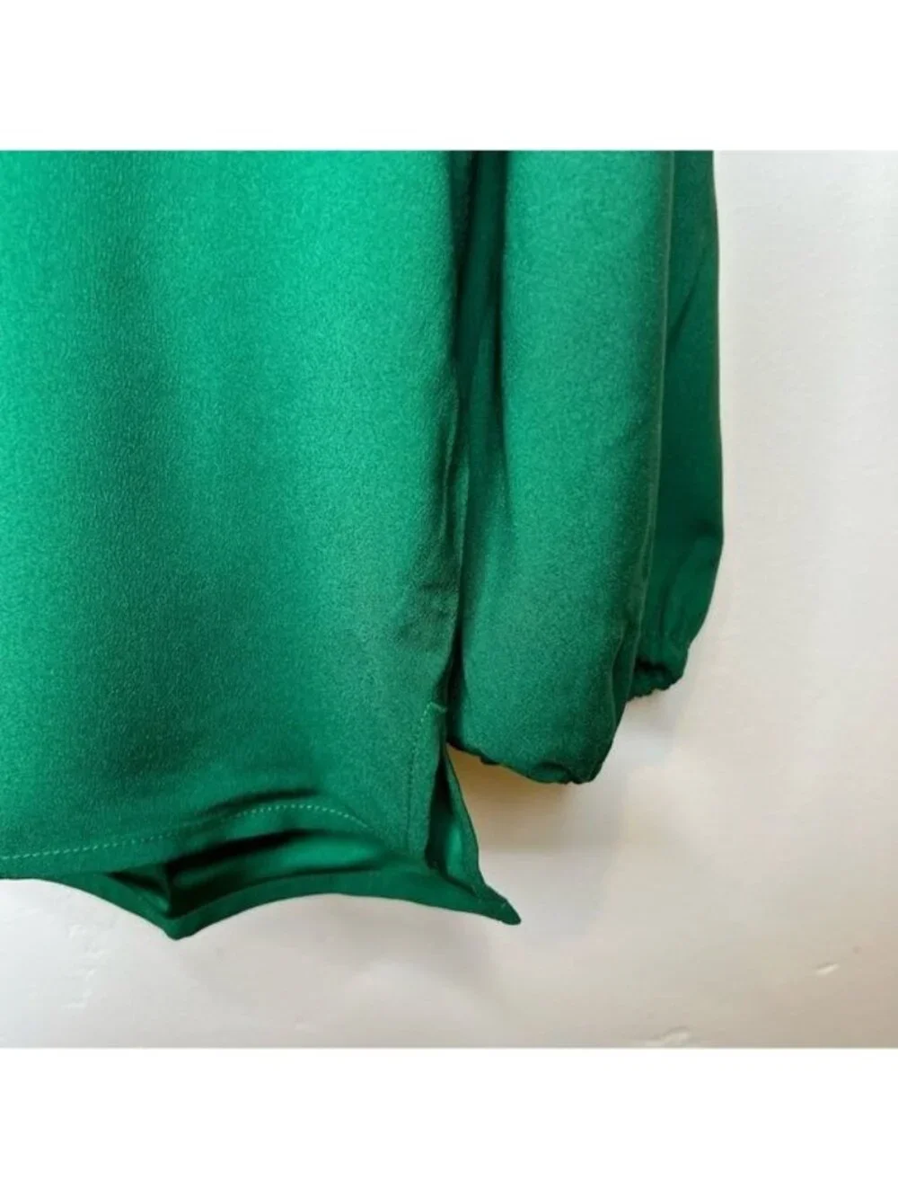 J. Crew Puff-Sleeve Satin Back Crepe Top in Green, Size Medium Tall, TM NEW